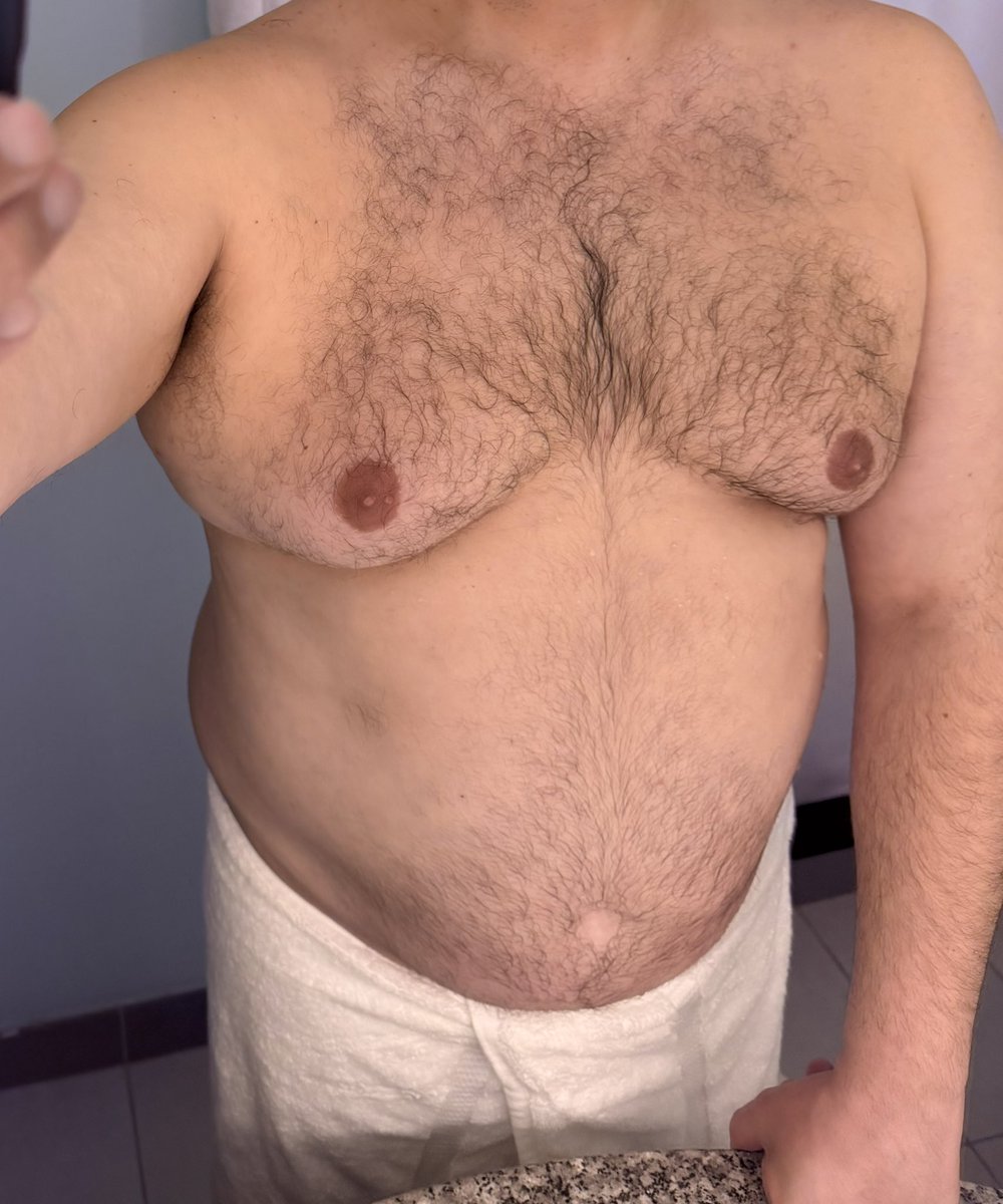 bottombearfun's tweet photo. Body built for sex https://t.co/pb4qWFgVTz