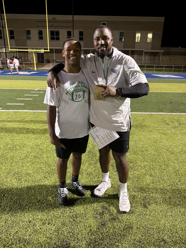 Elijah Jones tweet media