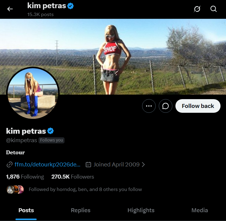 stfloserr's tweet photo. WHAT???? https://t.co/ubLcRIVO5D