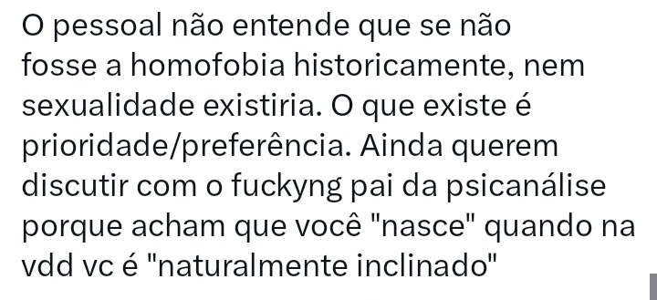ShayyLith's tweet photo. @leviartts Acho engraçado que cancelem os bi. Pq um dia a maioria ja gostou de alguem do sexo oposto na infancia. Ja sofreu de "heterocomp" e literalmente só estao evitando o inevitavel que Freud ja dizia... mas de fato existe homossexual, mas mussolesbica/viadols não é. Se incomodam dms https://t.co/3PfkEdKHBp