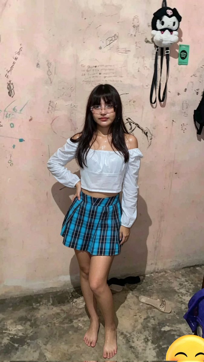 MoshiMoshi_1994's tweet photo. Colegiala 
#colegiala #student
@enderjc7 https://t.co/EFpzmzK5DO