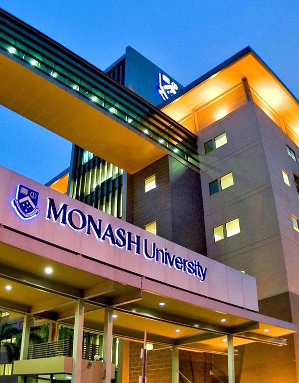 NewsBFM's tweet photo. Monash University Malaysia has been declared safe following an alleged bomb threat last night.

The Subang Jaya police headquarters confirmed the situation was clear and that the Sunway City campus could safely resume operations today.

🧵1 https://t.co/XRaoypmqnJ
