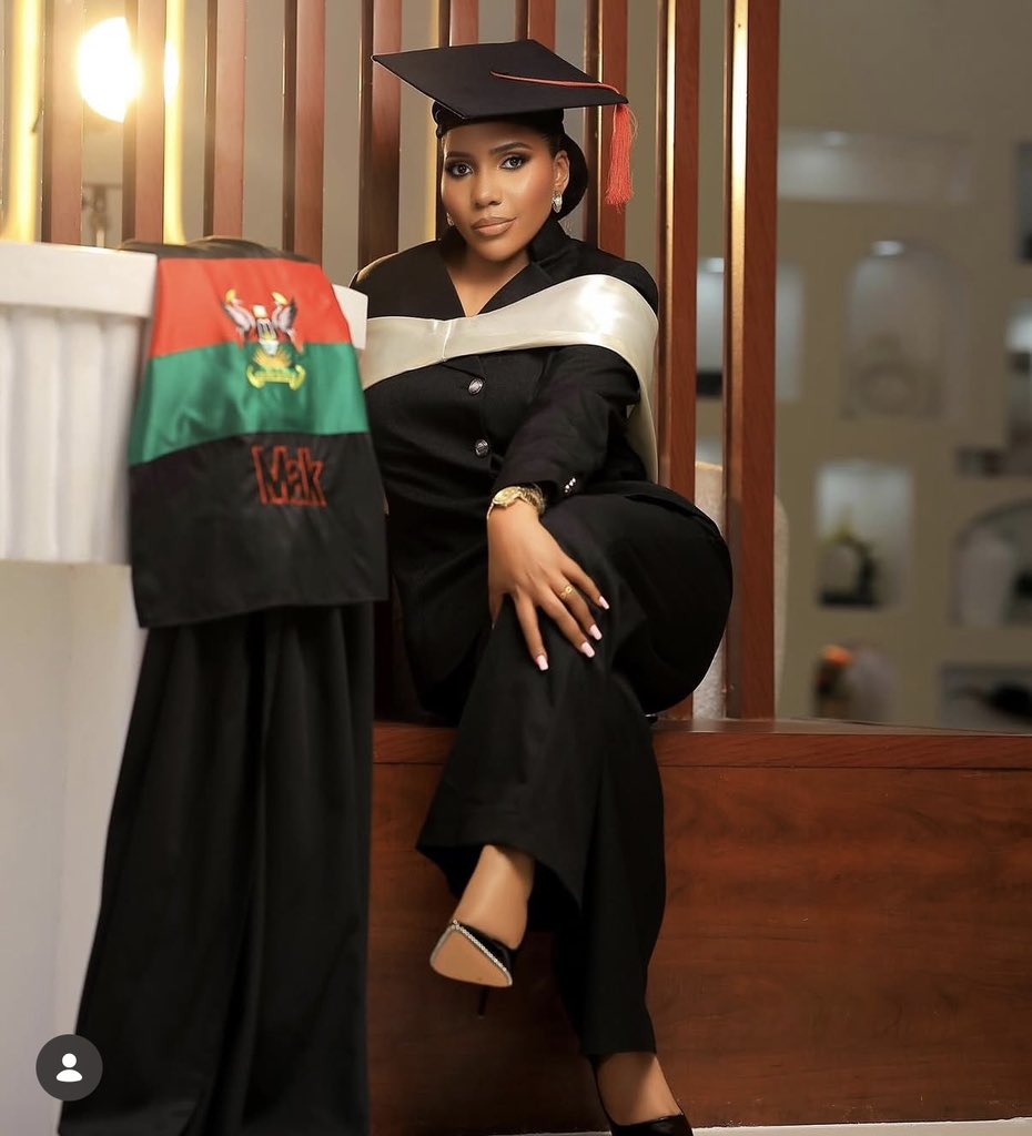 zakialucky11's tweet photo. @wekesa_amos @Zakstyless your favorite fashion brand that deals in bridal dresses, Ankara customized styles,suits ( hire and purchase) 0778282579 https://t.co/RfsrcLY2Wx