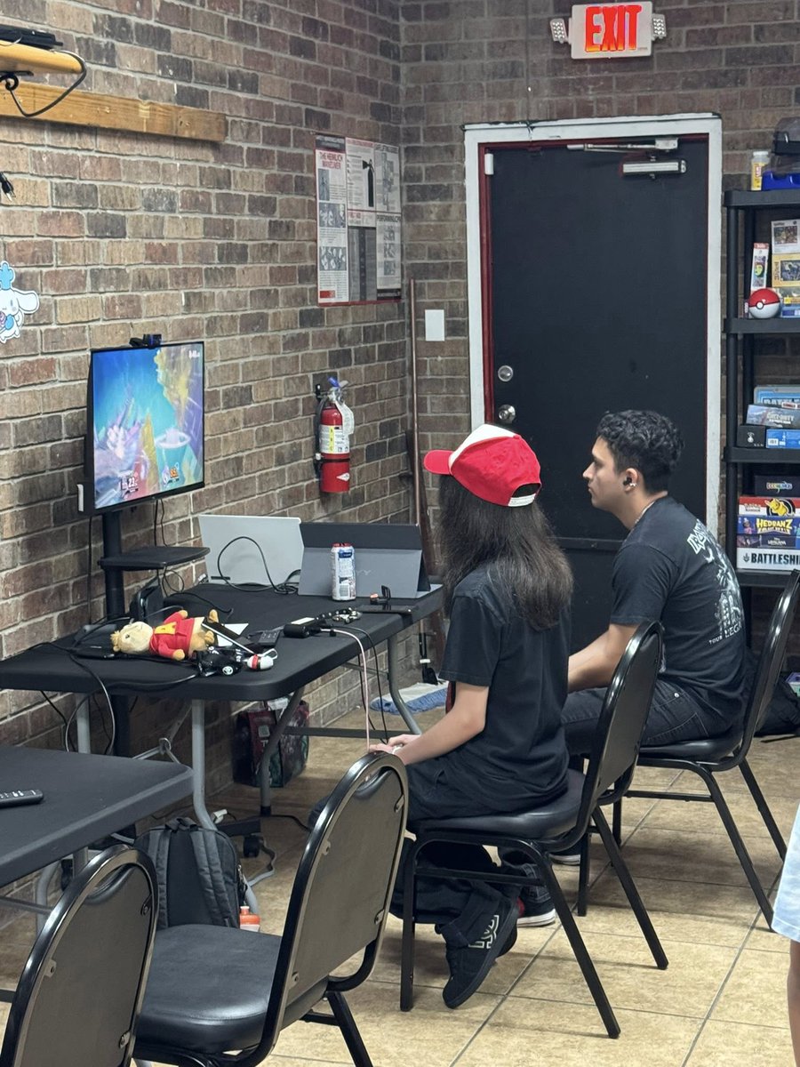 RGVSSBU's tweet photo. From Connections RGV: Friday's Super Smash Bros Ultimate Tournament #5 was a night! Biggest one to date. Congratulations to the top finishers.  Running #6 in 2 weeks and an added bonus tournament for the summer, Super Smash Bros Ultimate tournament Jr for 17 and under. 
Part 1/3 https://t.co/3MD7wOGzQy