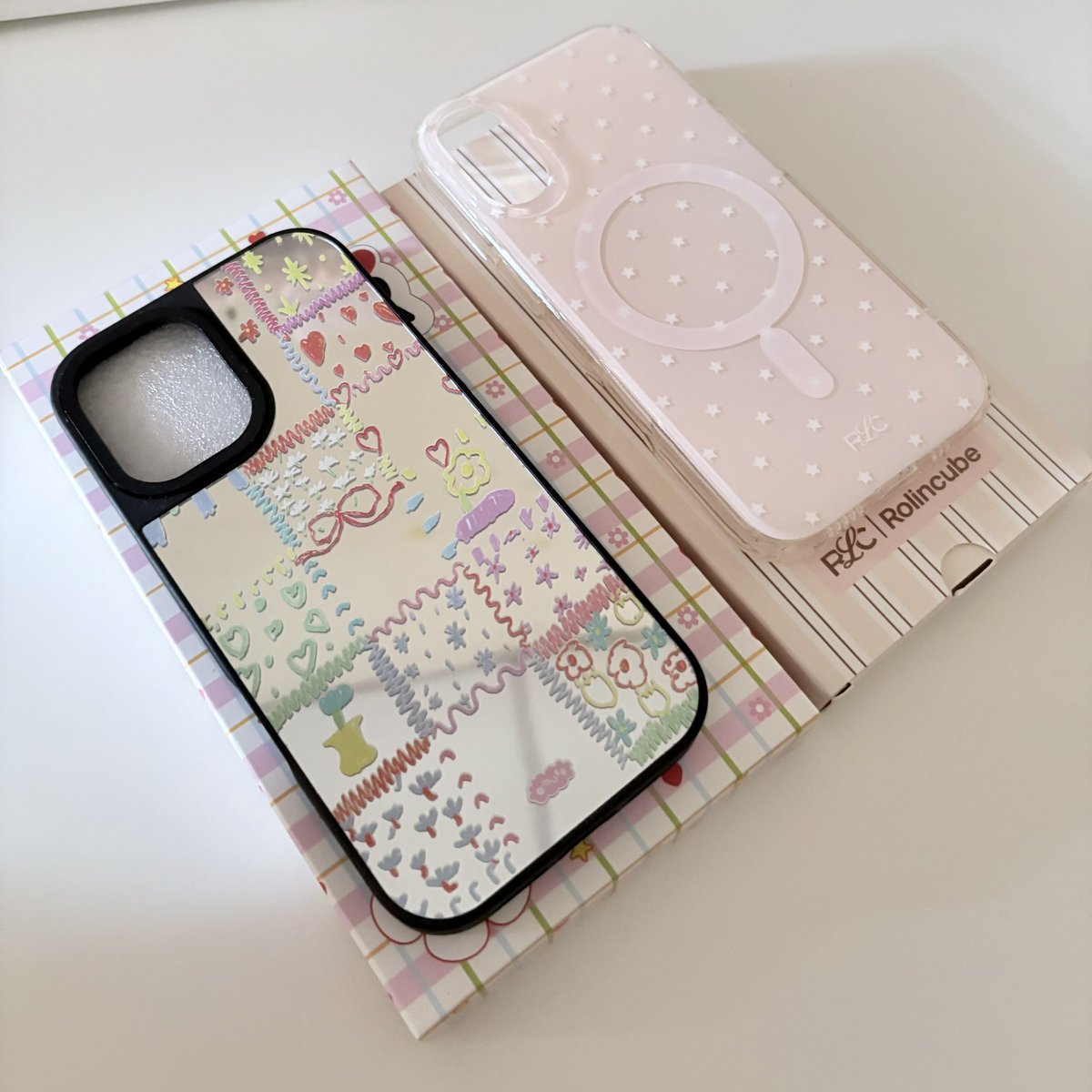 melodykittymiss's tweet photo. ˚˳⟡ ฝากขาย 🧁🎀

🖐🏻🍧 ส่งต่อเคสกระจก amuse stuff + rolincube ขอบมีเหลือง รุ่น ip16 มี magsafe ทั้งคู่

2 อัน 120 รวมส่ง

dm ✿ ⵓ @tinymarchy 🐰

#ส่งต่อเสื้อผ้า #ส่งต่อcintageshop #ส่งต่อเคสไอโฟน #เคสiphone #เคสโทรศัพท์ #ส่งต่อเคส #เคสไอโฟน #เคสมือสอง https://t.co/KYzGBjFeeD