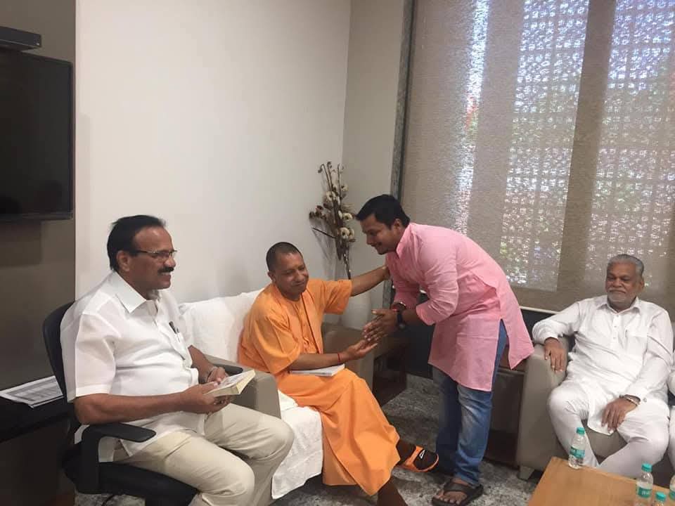 Abhicbihar's tweet photo. उत्तर प्रदेश के मुख्यमंत्री श्री योगी आदित्यनाथ जी को जन्मदिन की  हार्दिक शुभकामनाएं ।
प्रभु श्री रामलला की कृपा आप पर सदैव बनी रहे ।
@myogiadityanath https://t.co/lVA1UJPsj1