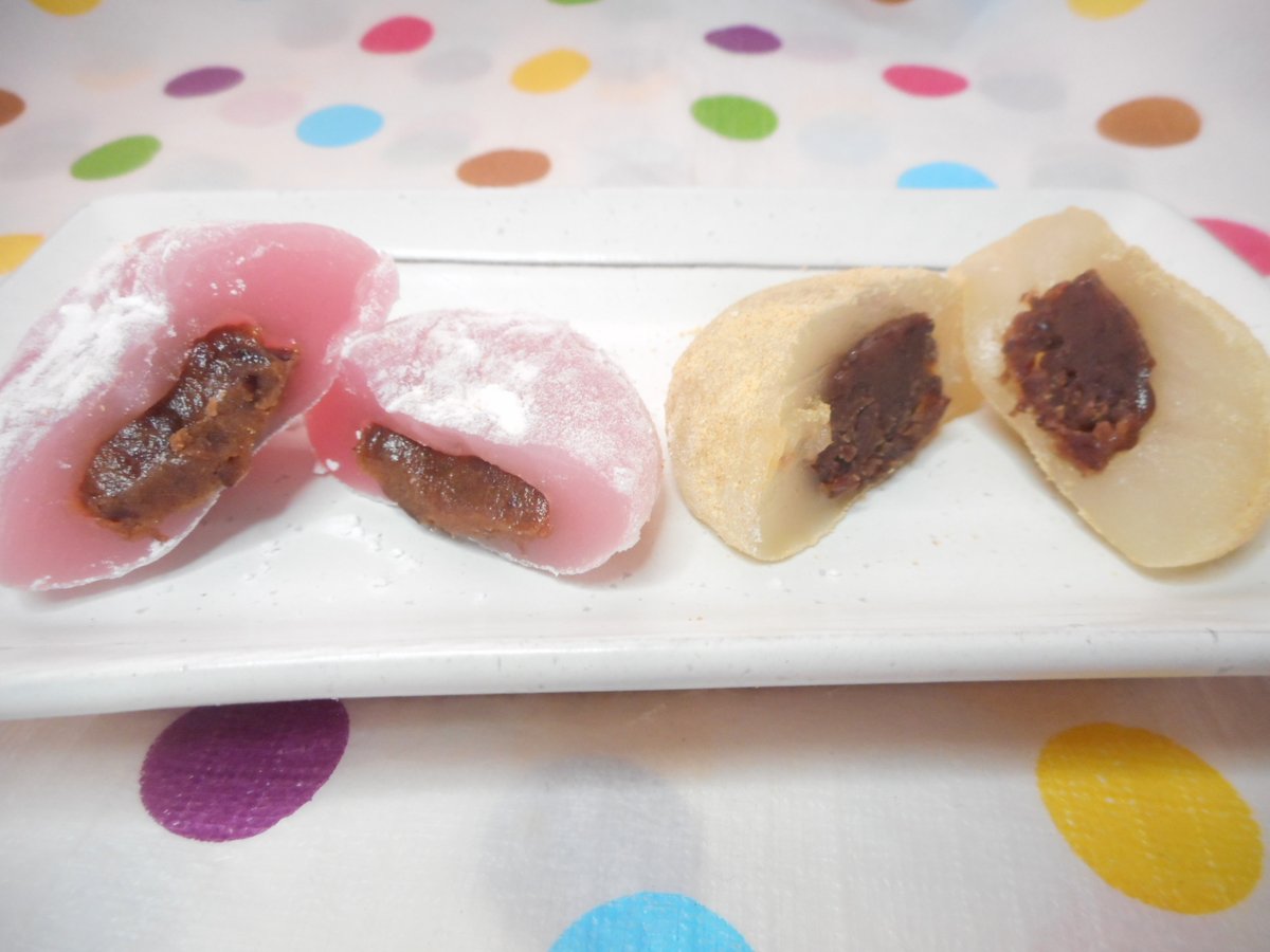 Eve_cue's tweet photo. 怪しい空模様の沖縄です。今日更新の #マルキヨ製菓 ブログでは「ミニもち」シリーズの中から２つを紹介していますよ。

「大きいサイズのお餅だとお腹いっぱいになりすぎる」という方は是非、この「ミニもち」を食べて欲しいですね。小さくても味は抜群に美味しいです！
https://t.co/16zhsSrpNu https://t.co/XPOIQfmgXV