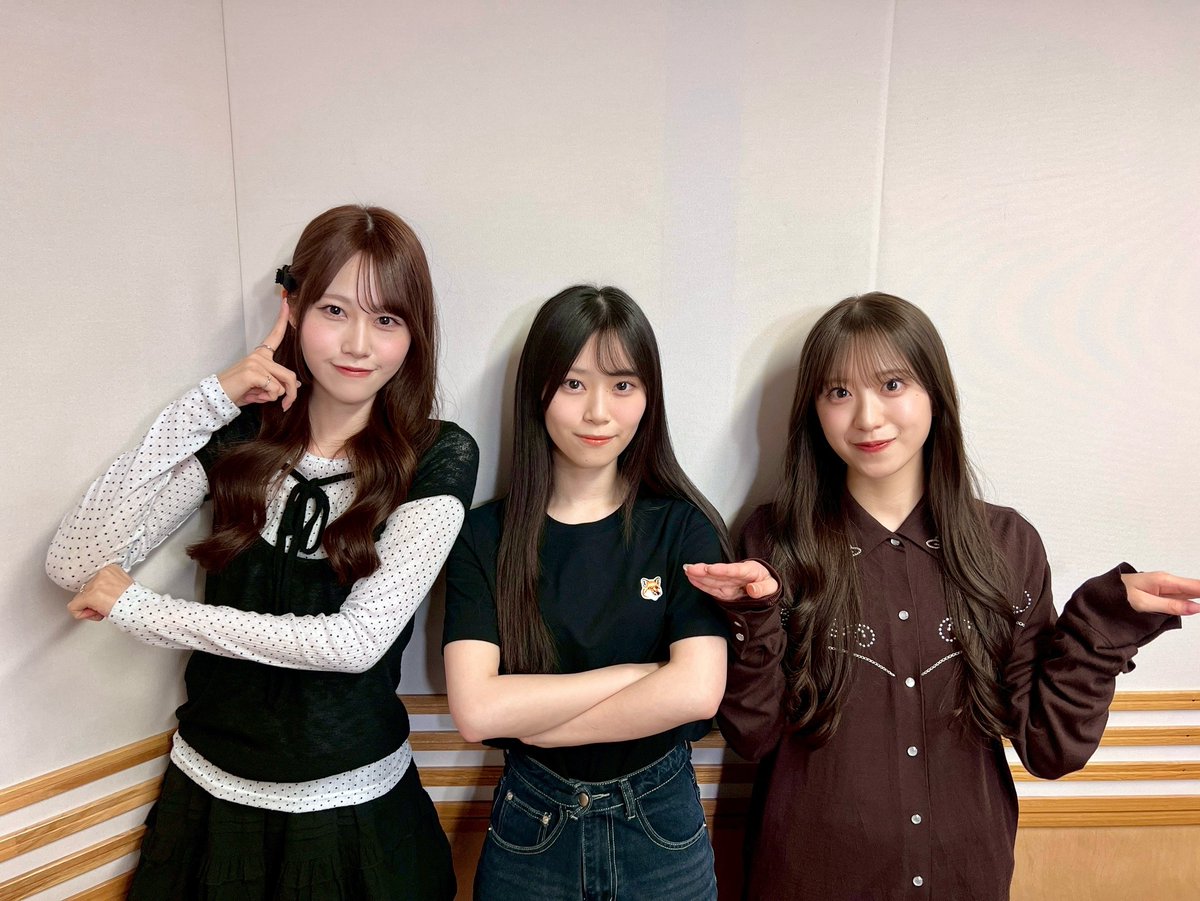 sakura_joqr's tweet photo. ˗ˏˋ 🌸 #櫻坂のさ SPウィーク🌸ˎˊ˗
⏰この後 19：00～放送です📻⚡

番組MCの #向井純葉 に加え、
#村井優 #山下瞳月 の2人が出演します🎉

今日は一言だけ。絶対に聴くべし！！！

🎧radiko
https://t.co/6IReZfX7GG

#櫻坂46
#文化放送 https://t.co/lNNlgPoLQW