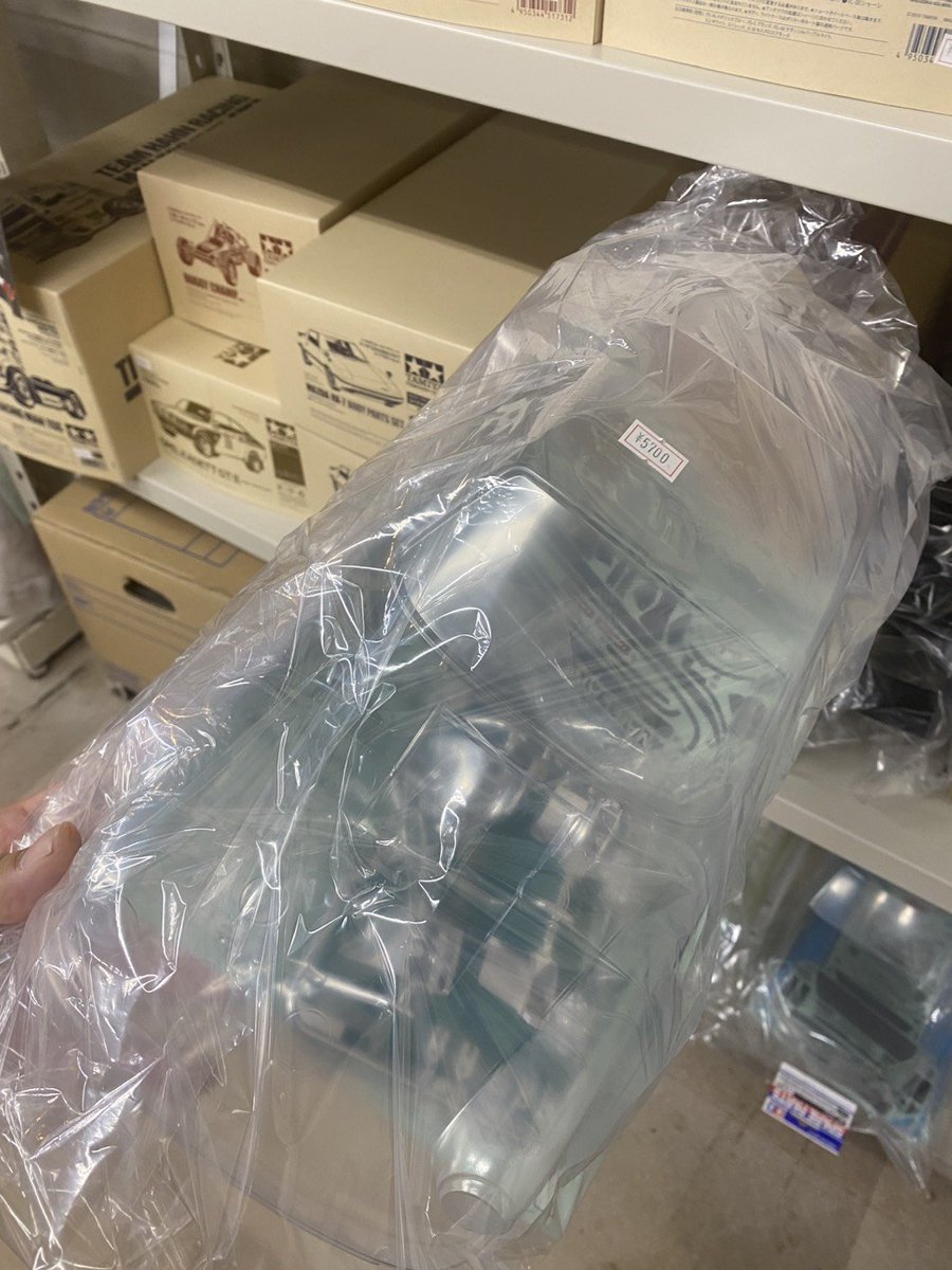 hobbyrcpit's tweet photo. タミヤ限定品ポルシェ934用のボディパーツ一式、
専用��動系樹脂部品、専用24mmメッキホイール＆センターディスク、専用スパー等入荷しております。
こちらは店頭でのみの販売となります。 https://t.co/OUa2N2bNJQ
