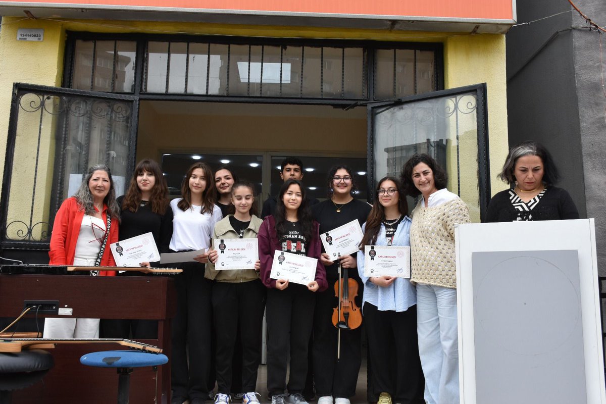 SBEAL_2017's tweet photo. 19 Mayıs Atatürk'ü Anma ve Gençlik Spor Bayramı Programı https://t.co/yYQ8LmnGTk