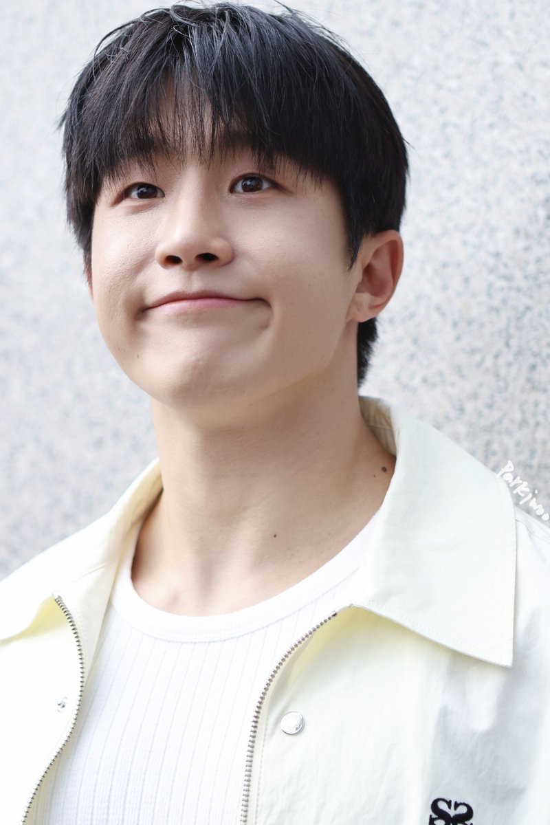 kiwilee0213's tweet photo. 260604
#JINJIN #진진 #박진우 
🍞🍞🍞｡◕‿◕｡🍞🍞🍞 https://t.co/drtdUlBZY2