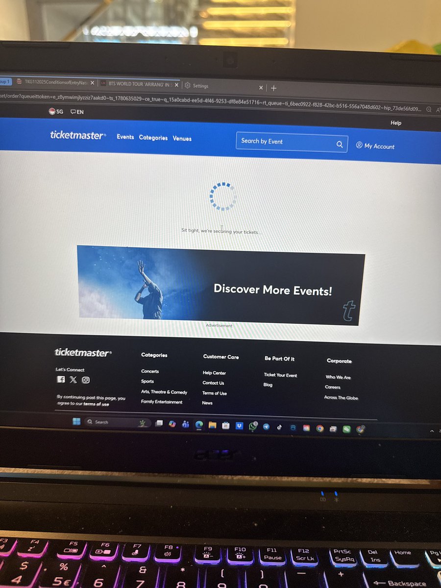 Nichkook2's tweet photo. @TicketmasterSG Here we go again it been like this for 4 minutes is it okay ? https://t.co/Cfa27eV8wi