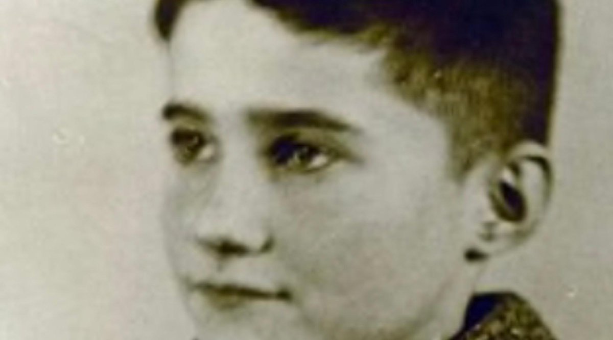 AuschwitzMuseum's tweet photo. 5 June 1927 | German Jewish boy, Klaus Adolf Tuteur, was born in Kaiserslautern. He emigrated to Belgium.

He was deported to #Auschwitz from Kazerne Dossin in Mechelen on 4 April 1944. He did not survive. https://t.co/LjS2F26ym0
