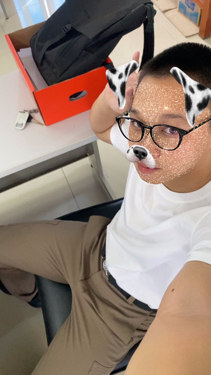 sompoiiix's tweet photo. วันศุกร์สักที 👉🏻👈🏻 https://t.co/HTxpcmI7X9