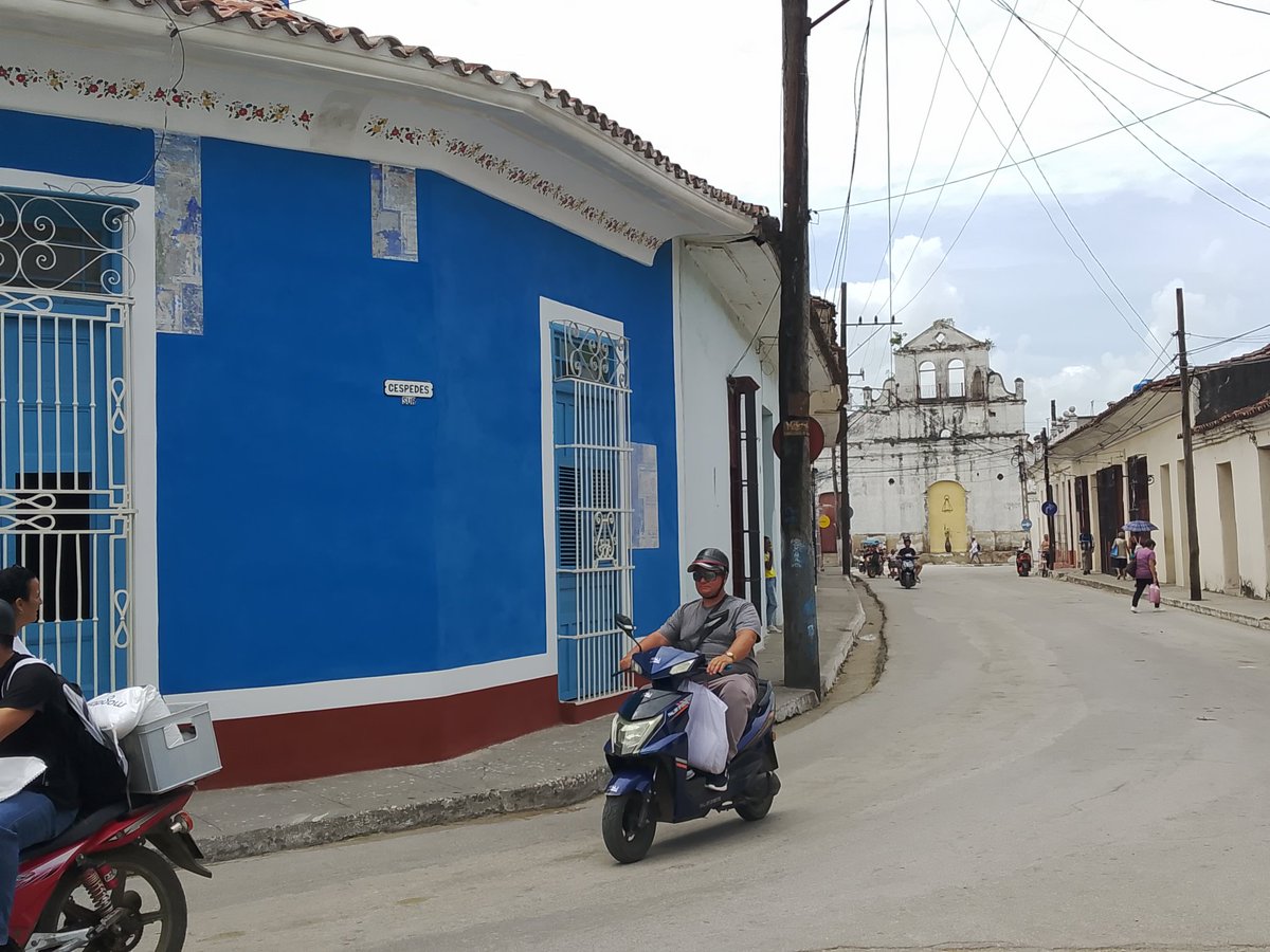 DecssJ's tweet photo. Sancti Spiritus !!! Gloria a ti!!! 
Felicidades en tu 512 cumpleaños!!!  tierra de leyendas y tradiciones . Dónde el esfuerzo crece y se multiplica en embellecer el patrimonio .
#SanctiSpíritusEnMarcha 
#GloriaATi
#100AñosConFidel
@AlexisLorente74
@DeivyPrezMartn1 @DisvaniDEC https://t.co/7ditBE6yoS