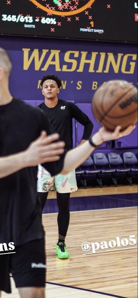 allgoodmy_d's tweet photo. Looks like he really lost a lot of weight https://t.co/6mY7ENLXdS