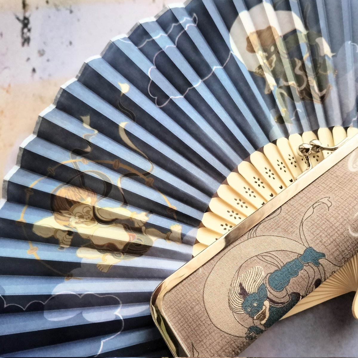 honey11664647's tweet photo. 今年の父の日は6月21日。タナゴ釣り好きのお父さんへのギフトやセルフ父の日として毎日がんばっている自分へのご褒美に😊
粋な見た目と実用性を兼ね備えたがま口シリーズやマルチキーリングを選んでみませんか。今なら竿がま24cmは扇子付き。土日の #超メルカリ市 は🉐
#タナゴ釣り #大八製作所 https://t.co/5ZP9FUlnLY