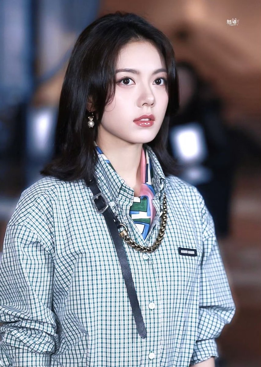 jinmaifiles's tweet photo. HD pictures of #ZHAOJINMAI at the Miu Miu Tales and Tellers Event in Shanghai Exhibition Center today! https://t.co/vwUiqM6ucA
