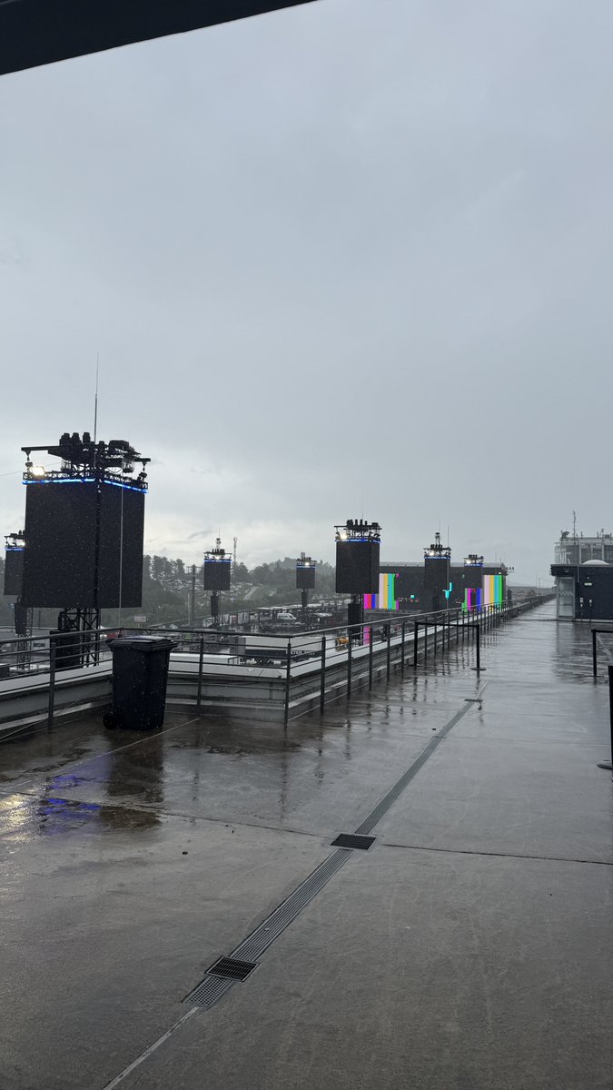 heydudeimadam's tweet photo. Happy @rockamring day to those who celebrate https://t.co/EXhv3N4khX