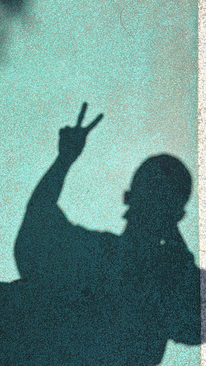gttkinsta0000's tweet photo. 260605 기광이 스토리💚  

날씨가
너무 
좋아서
기분이
좋아요
여러분
💚

#이기광 #기광 #LEEGIKWANG #GIKWANG @900_330 https://t.co/CeUgDLENAZ