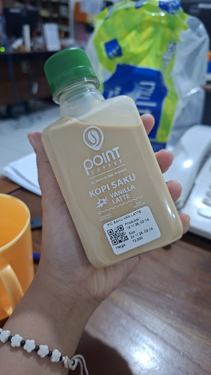 famerilia's tweet photo. @txtdrkuliner KOPI SAKUU POINT, tpi sayang ngga semua kota ada, bahkan ngga setiap cabang bisa nemuin nii kopi https://t.co/Y4uWHfrMui