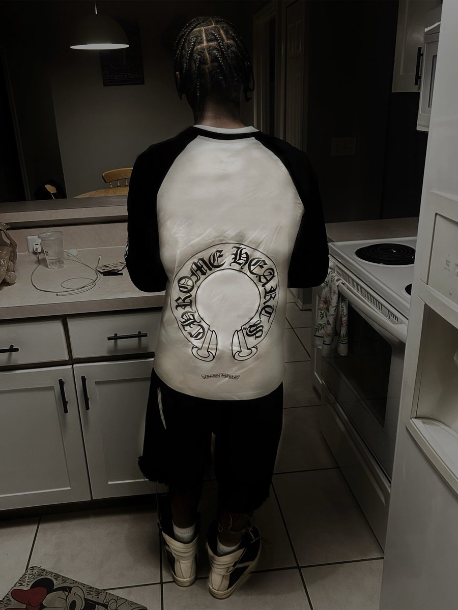 Str8Draco's tweet photo. REUPLOAD (05-09-26) | knew i was gon be here sum day wit da paper plates✨ , now my paper good💸💕++ (AFTER @rollingloud DAY 2🔥) #fyp #chromeheart #rickowens #explorepage #rollingloud #outfit #orlando #florida #Str8Draco #instagram https://t.co/wfiIWSKTYH