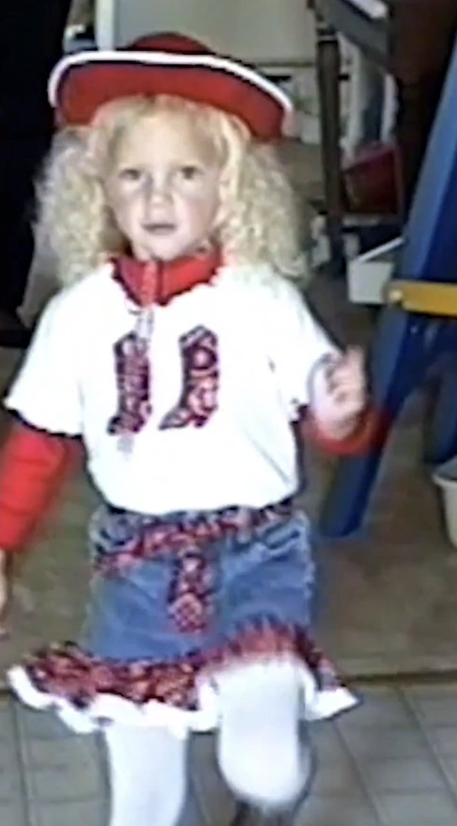 ActuallyCaseyy's tweet photo. the song is incredible. little me wore the same outfit taylor had on in the video she used to promote it. my jaw hasn’t left the floor. this cannot possibly get better. goodnight 😭☁️ #IKnewItIKnewYou https://t.co/KBWQwEU0hP