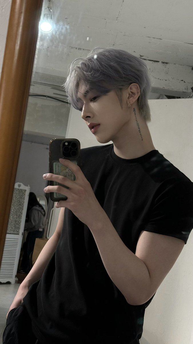 shen2ble's tweet photo. god bless https://t.co/tKOLvYFfWs