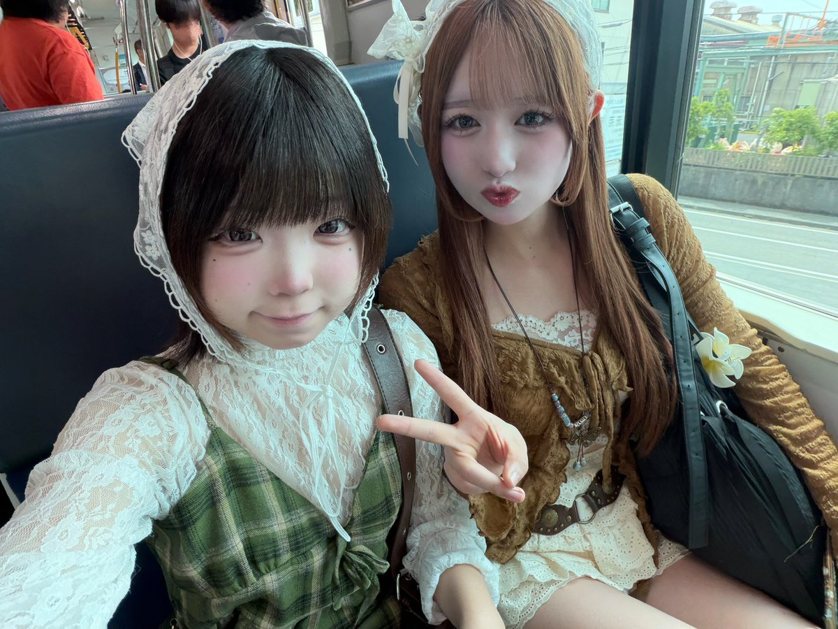 shinguil_tamaki's tweet photo. 大好きな友達と江ノ島来た✮*｡ﾟ https://t.co/KdCHW4VOws
