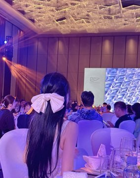 TheyCallMeTory's tweet photo. Bentley gala vibes: Blue lights, luxe seats, and that pink bear stealing the show! #LuxuryLife https://t.co/SnrRwdgnA0