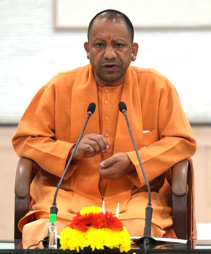 ashuu45i's tweet photo. ప్రియమైన @myogiadityanath గారికి హృదయపూర్వక జన్మదిన శుభాకాంక్షలు. 

కాషాయ వస్త్రధారణలో ఓ సన్యాసి, కార్యాచరణలో ఓ సమర్థ నాయకుడు, నిర్భయ పాలనకు ప్రతీకగా నిలిచిన మీరు ధర్మం, అభివృద్ధి, ప్రజాసేవ పట్ల చూపుతున్న అంకితభావం లక్షలాది మందికి స్ఫూర్తిగా నిలుస్తోంది.

#Yogiji https://t.co/0yrwULpcK0