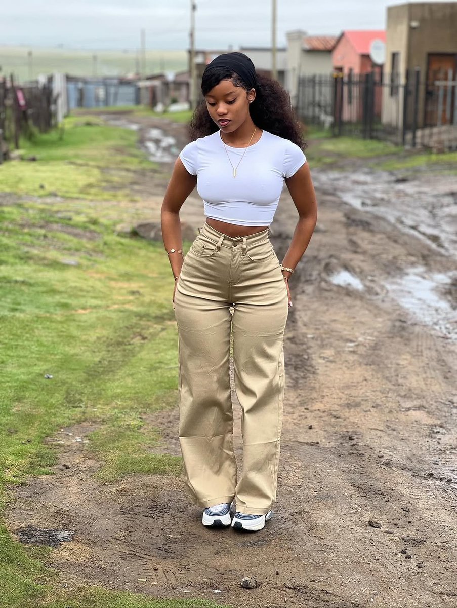 Brezzy240015's tweet photo. Good morning beautiful people 
 Have  nice day ❤️ https://t.co/Ux4hxm4BaS