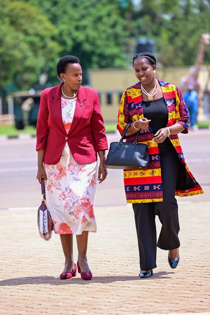 RuthRujokiM's tweet photo. Yesterday at the State of the Nation Address, H.E.  @KagutaMuseveni  delivered a clear message.
The future belongs to those who create wealth, add value and seize opportunities.
Uganda’s transformation will not be built on excuses, but on hard work, innovation and job creation. https://t.co/revd2EFUPp