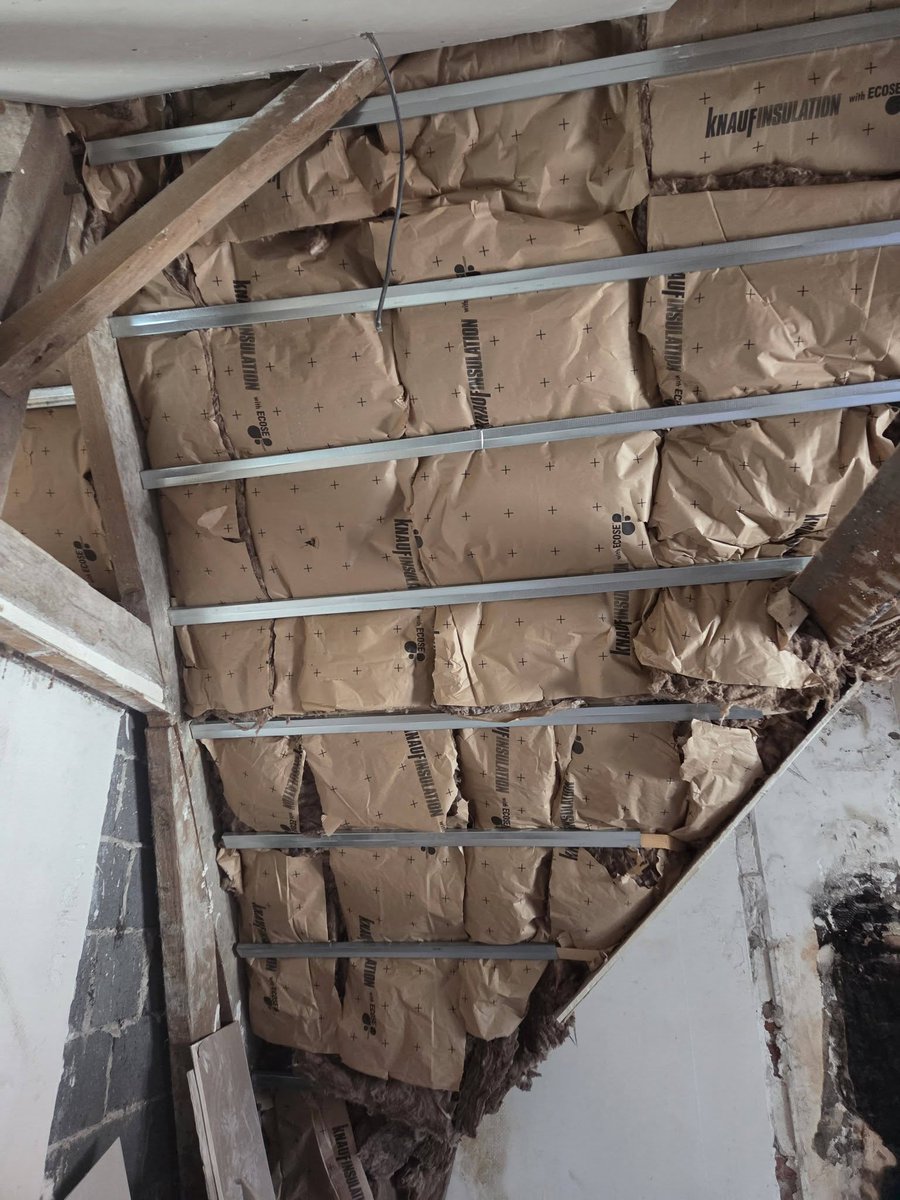 NosArtisansODT's tweet photo. #nosartisansontdutalent
entreprise RGE ... la @dgccrf à bien du boulot dans la réno !
#immobilier #DPE #stop3CL #3CL #renovation
on partage un maximum svp https://t.co/uT5MDVts0n