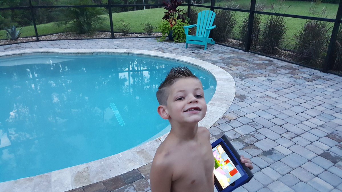 NolanStribe's tweet photo. Nile loves himself some pictures of himself, so why not a few more! https://t.co/0ifdB6HzHC
