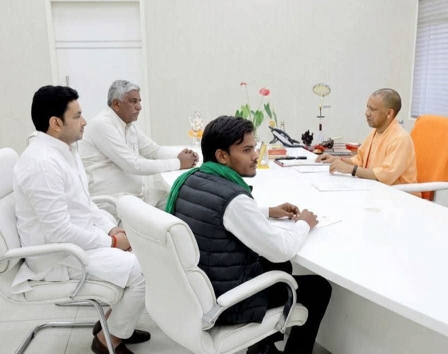 ShadanKsp's tweet photo. उत्तर प्रदेश के बहुमुखी विकास के प्रति संकल्पित  यशस्वी मुख्यमंत्री माननीय योगी आदित्यनाथ जी को जन्मदिन की हार्दिक बधाई एवं शुभकामनाएं... 💐

@ShadanKsp
@KISAN_ARMY_EBM  
@myogiadityanath
#choudharyshadanvahid  #kisanarmy #Bjp 
#YogiAdityanath #UttarPradesh https://t.co/k8fk0DDyou