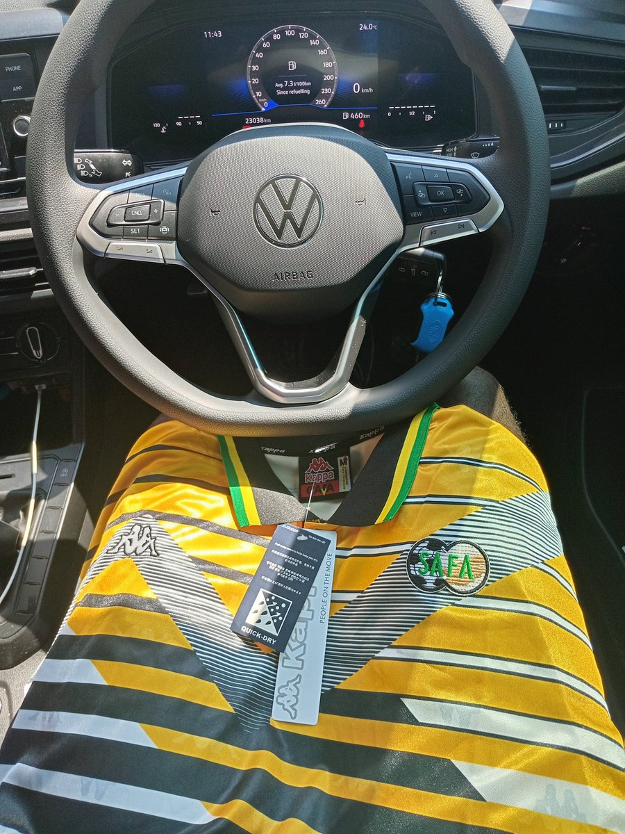 SbuMasang's tweet photo. It's Bafana Bafana Fridays. Wear those t-shirt with pride 🇿🇦🇿🇦‼️ https://t.co/b6vGHqAJGn