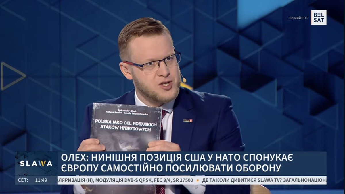 AleksanderOlech's tweet photo. Byłem w tej samej 🇺🇦ukraińskiej telewizji i rozmawialiśmy m. in. o wyzwaniach w relacjach #Polska 🇵🇱 - #Ukraina 🇺🇦, atakach hybrydowych oraz kwestiach spraców tych zdarzeń. Było też o wojskach 🇺🇸
Redaktorzy mocno zainteresowani tematem. Można dać własne opinie. Serio. https://t.co/hlVRxLIP4R