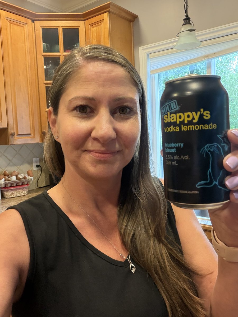 MarciaOnTheGo's tweet photo. Day 3 of @drinkslappys #ItSlaps Sour Blueberry Vodka Soda Lemonade!! Awesome!!!!! 2 of 3 so far!! 1. Sour Strawberry Lemonade 2. Sour Blueberry Lemonade 3. Lime Ranch water
Tomorrow 1 un-named to be released!!!! Stay tuned :) https://t.co/oApc1IIAM2
