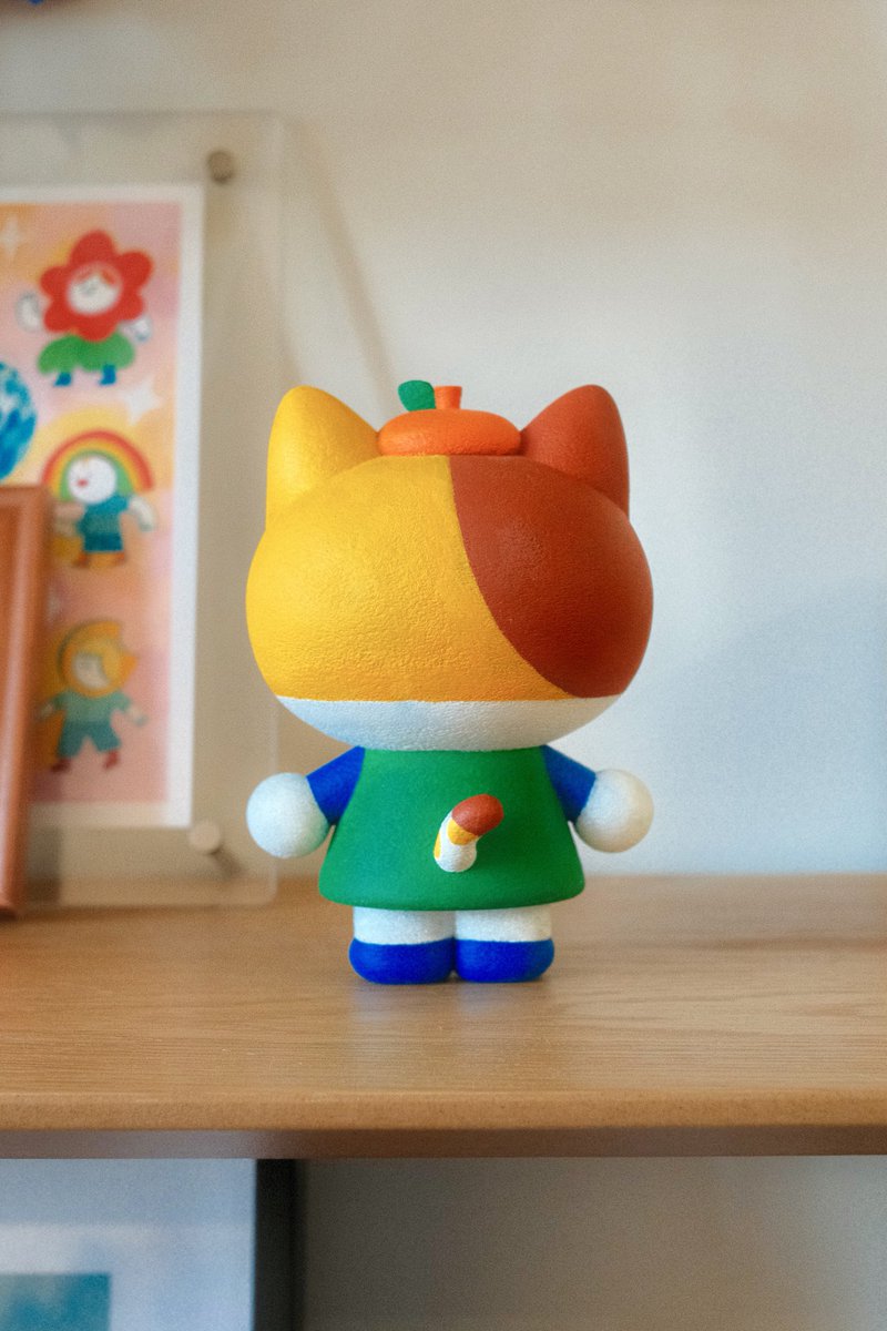 citruslucy's tweet photo. citrus cat 2d concept art → 3d art toy!! 😚🍊 https://t.co/ThhwmuDTcN