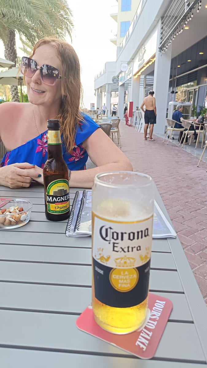 bertyblue69's tweet photo. Lovely few days in Abu daubi 🔥🔥 https://t.co/QcPoBLMieC