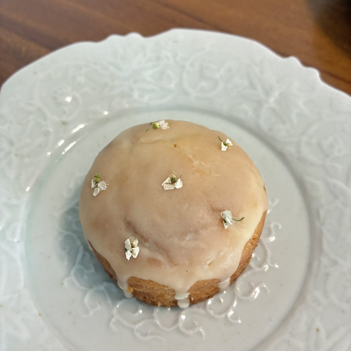 naonaonuts's tweet photo. cotito 米粉の檸檬ケーキ🍋
ほろほろっと繊細なのに、口に入れるともちもち!
瞬間、きゅっと酸味を感じますが、後からハーブのような甘みが湧き上がる〜
他にはない、素敵な檸檬ケーキでした(*´꒳`*)
#cotito https://t.co/BlLIT1jJ4p