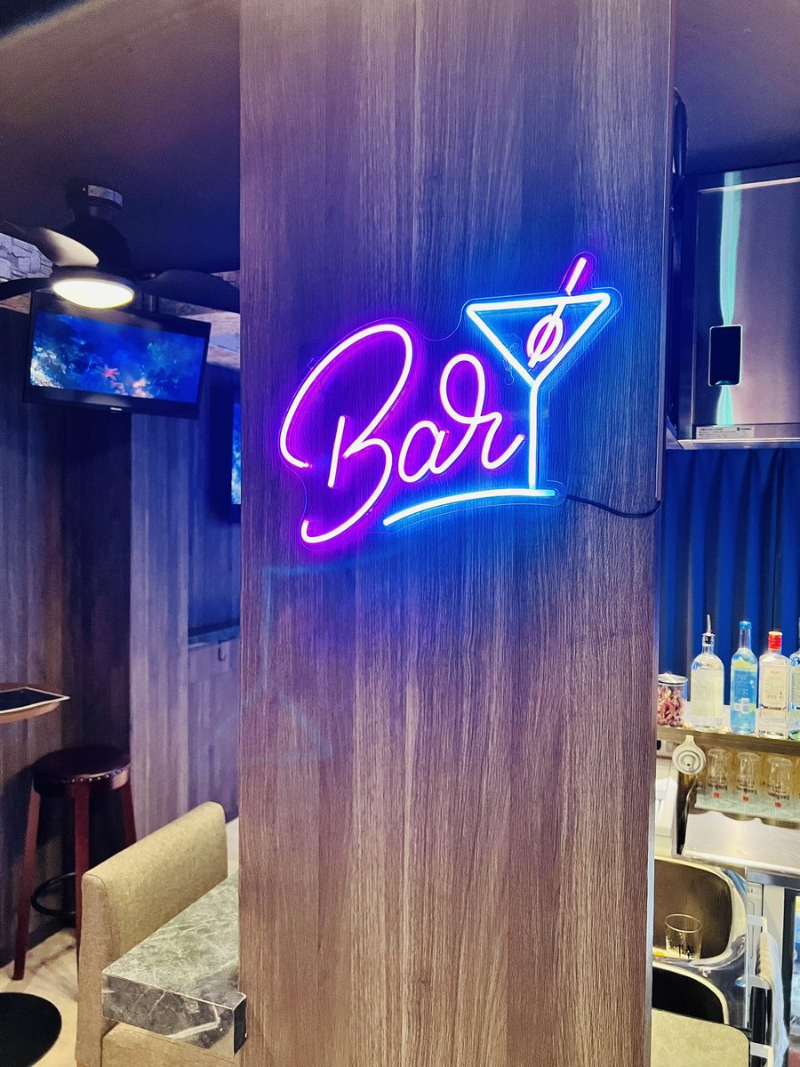 Bar43shibaura's tweet photo. 6月5日(金)
お仕事お疲れ様でした♪
週末金曜日🍻
本日も朝までお待ちしてます✨
オープン  あきこ
クローズ  のりきよ

【6月貸切情報】
17日(水)  OPEN〜21:30まで

#港区 #田町 #芝浦 #三田
#ダーツ #ダーツバー #BAR #bar
#貸切予約受付中 #飲み放題 #投げ放題 https://t.co/y4TpLj0fk2