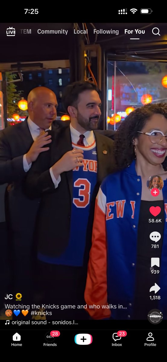 OgLakyn's tweet photo. The jersey under the suit…. 😂😂😂 It’s fashion! https://t.co/sIy37gmkHe