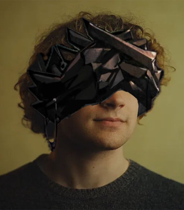 UTTUofficial's tweet photo. 🕸️🗞️
Arcanist director of “Backrooms”, Kane Parsons, reportedly affiliated with the Manus Vindictae. He mentions that they’re working to create the sci-fi liminal space into reality as the next biggest project within the Manus Vindictae. 

He is 20 years old. https://t.co/m9FgjkAJOc