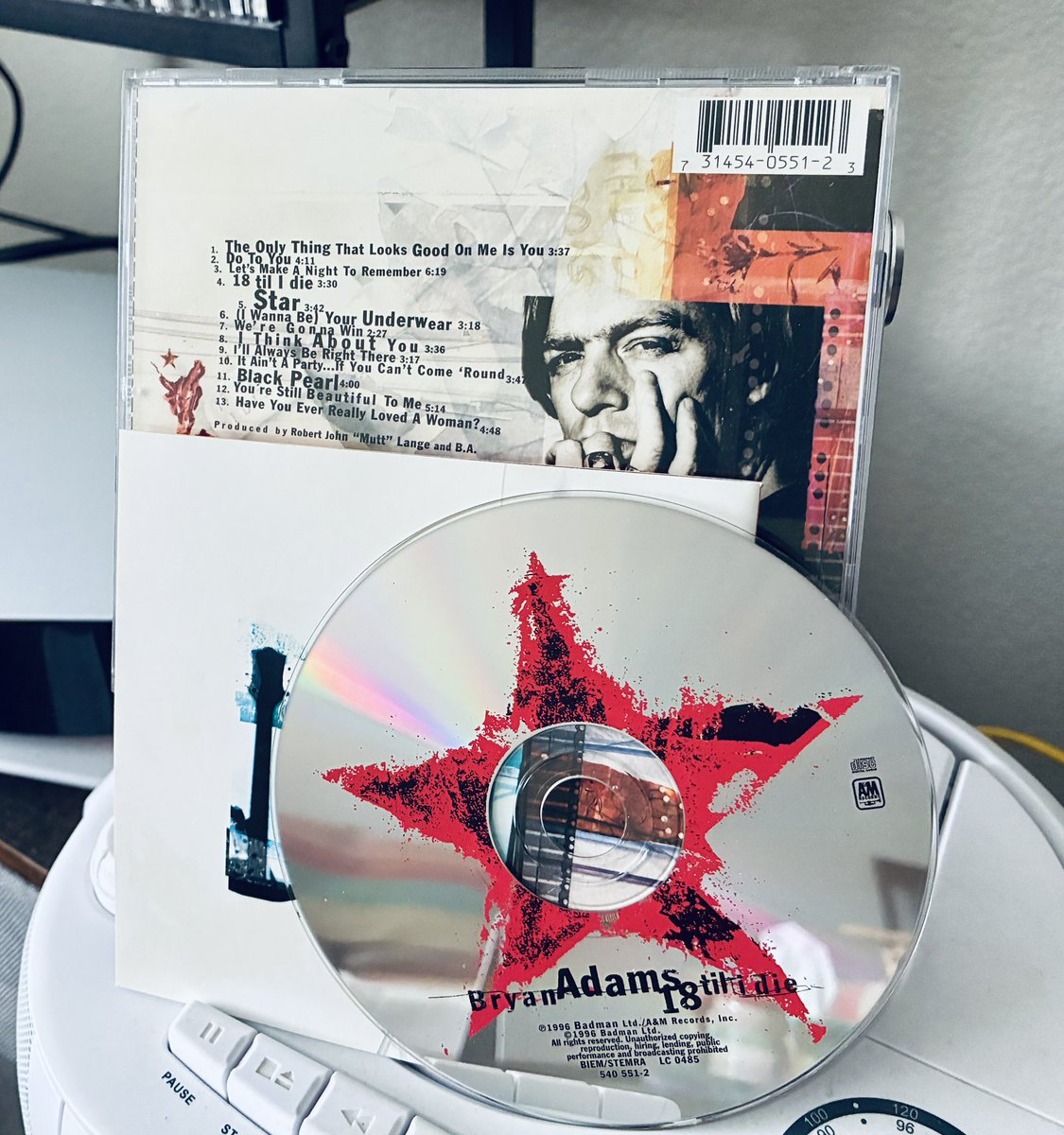 audio_collector's tweet photo. 18 TIL I DIE (1996) the seventh studio album by @bryanadams on CD format
 
Released 30 years ago today, June 5th, 1996, by A&amp;M Records.
 
#musicfromthelastcentury #bryanadams #todayinpopmusic #ilovethe90s #instagays https://t.co/ePgtUzDtqj