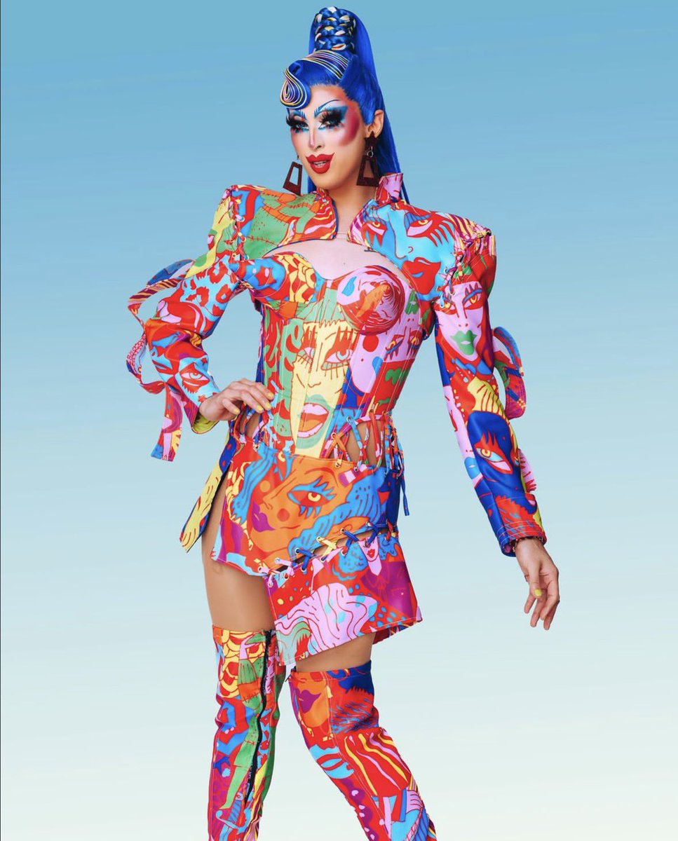 Drag_Crave's tweet photo. Hershii LiqCour-Jeté, Dawn, Crystal Methyd &amp; Aura Mayari look impeccable for BuzzFeed Celeb. https://t.co/88cqBI9a8R