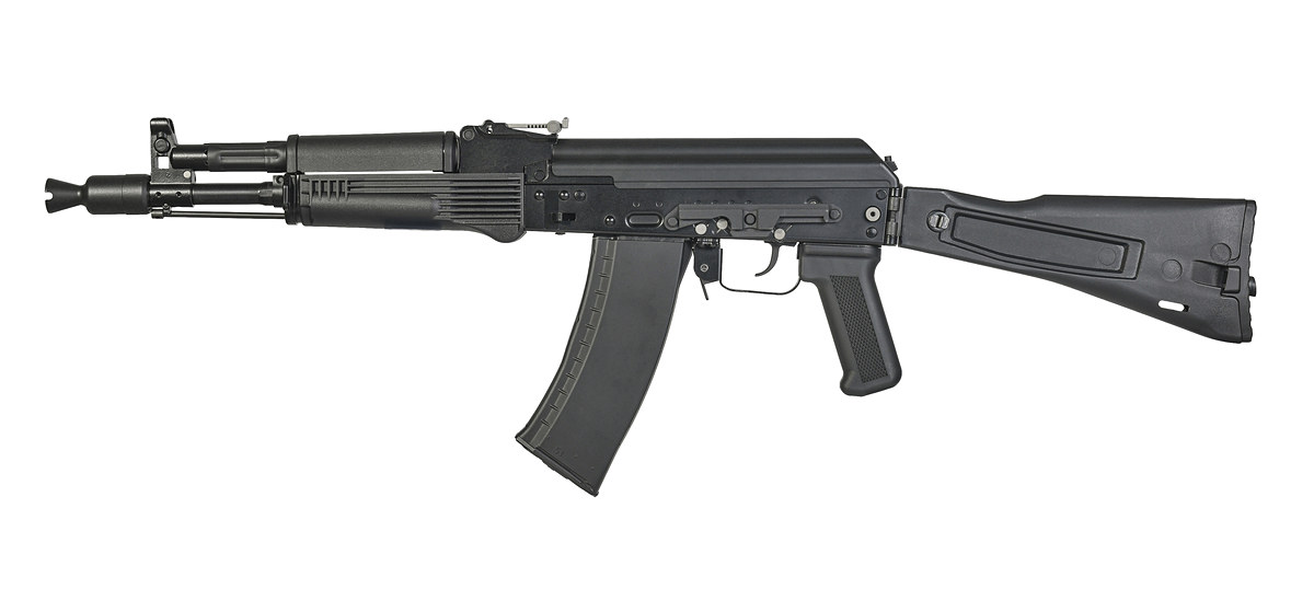 hobbywatch_jp's tweet photo. VFC、カービンモデルである「AK105」をモデルアップしたガスガン「AV105 GBBR（JPver.）」と「AV105 Tactical GBBR（JPver.）」を6月ごろ発… https://t.co/eleiWTQJ2w https://t.co/gwfUxQoN3J