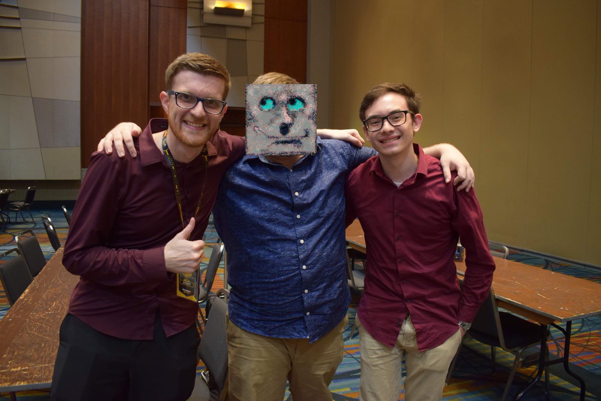 Cvit_'s tweet photo. Don't really know what to say other than I'm extremely sad.  He was one of the most genuine and nicest guys ive met. Took time out of his day when my channel was just taking off to do some content &amp; gave tons of good advice. Had a great time meeting up at PPG Richmond. RIP https://t.co/1oUeKN2wcP