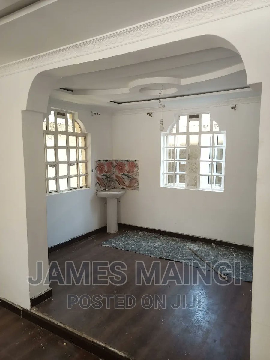 IanECox's tweet photo. New Kikuyu Gothic house for sale at Matangi, Kimbo, Kenya 🇰🇪🏘️

$78,000 with ready title deed. 

On 40 x 60 meter plot located only 2 km from Thika Superhighway. https://t.co/j0XSNEWmMY